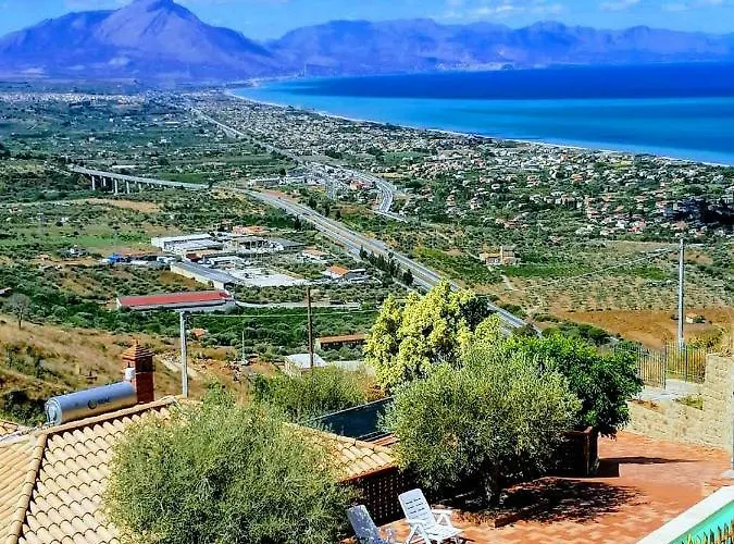 Villa Verde * צ'פאלו